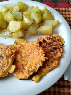 Una foto de Fritos de zanahoria, fáciles para el almuerzo🥕(croquetas)