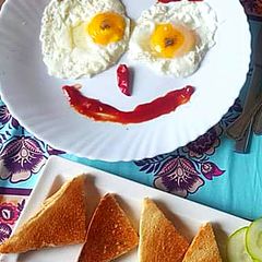 A picture of Garlic egg fry.