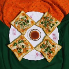 Tri Colour Bread Pizza A picture of Tri Colour Bread Pizza.