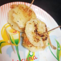A picture of Idli burger.