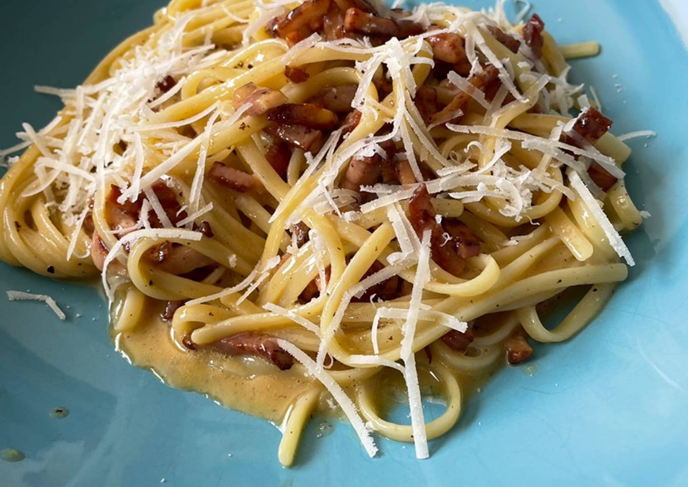 Pasta carbonara sin nata