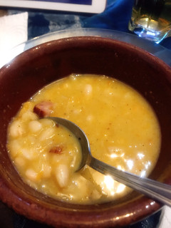 A picture of Creamy Bean Soup.