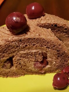 Meggyes-gesztenyés tekercs recept fotója