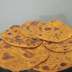 A picture of Masala roti.