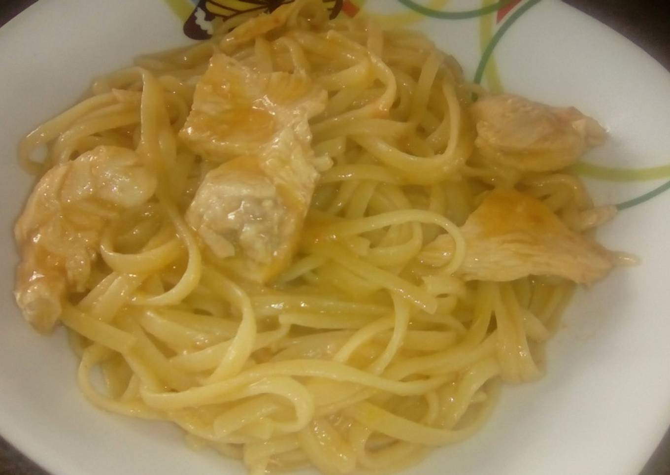 Spaguettis con pollo