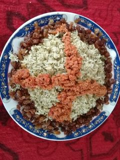 عکسی از دستور سبزی پلو با گوشت و کشمش