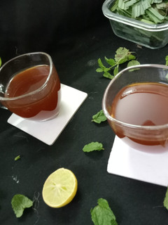 लेमन ग्रास हर्बल टी (lemon grass herbal tea) रेसिपी मुख्य फोटो
