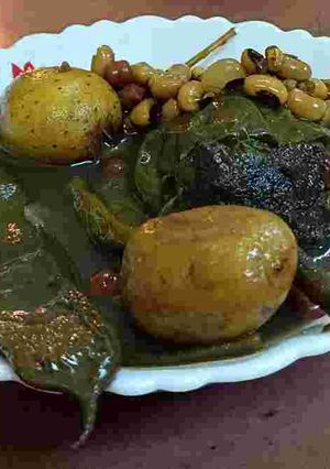 A picture of Gota Sheddo (Boiled Black eyed beans with Whole vegetables).