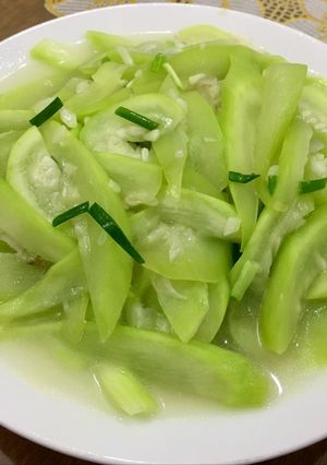 Hình của món Bầu xào chay.