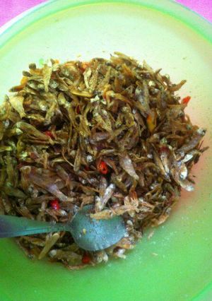 Foto resep Ikan teri goreng cabai