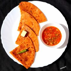 Aloo Methi Paratha A picture of Aloo Methi Paratha.
