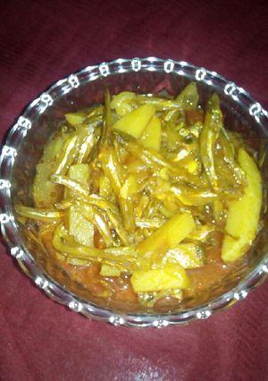 আলু দিয়ে শুটকি রান্না রেসিপির প্রধান ছবি