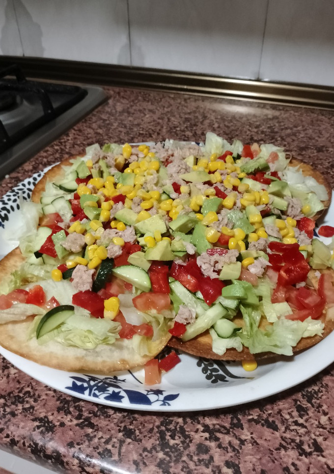 Una foto de Ensalada de Tortillas de Trigo