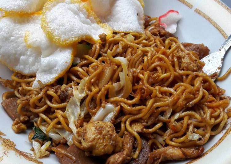 Langkah Mudah untuk Membuat Mie Goreng Special😋 yang Bikin Ngiler