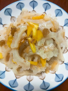 鳳梨涼拌苦瓜佐紫蘇梅 的食譜成品照片