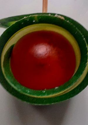 Une photo de Rouleau de concombre et tomate cerise