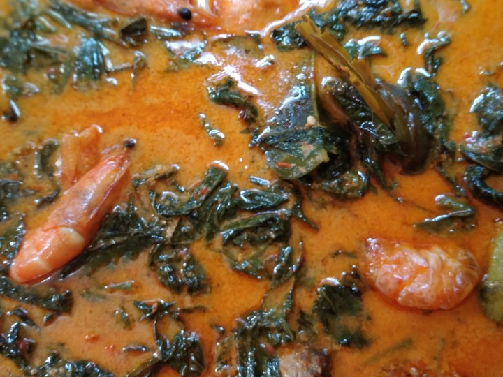 Langkah Mudah untuk Membuat Gulai udang daun singkong Anti Gagal