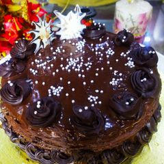 A picture of Dark Chocolate Cake.