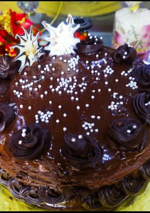 A picture of Dark Chocolate Cake.