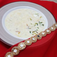 A picture of Vermicelli kheer.
