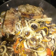 A picture of Yummy Pork chops.