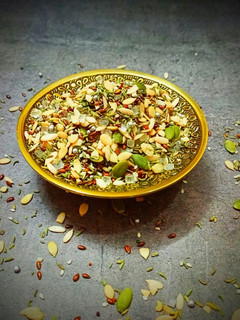 A picture of Fennel and flaxseed Mukhwas.
