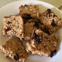 A picture of Oatmeal bar.