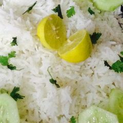 A picture of Boil rice with lemon.