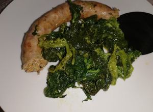 Foto di Salsiccia e broccoli, ovvero "sasicc e friariell" 🥬😋🌶️