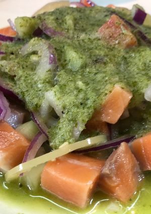 Una foto de Salmón fresco Aguachile Sonorense