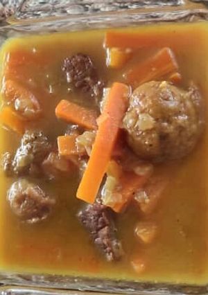 عکسی از دستور خورش هویج و آلو شبنم پز😍
