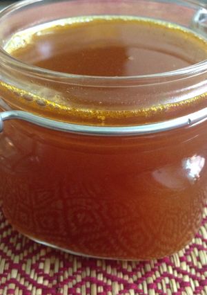 A picture of Vegetable Stock.
