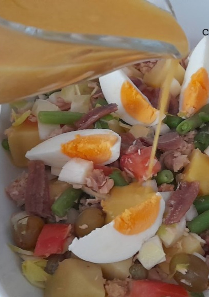 Una foto de Ensalada Niçoise