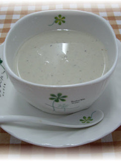 十穀奶黑芝麻鮮奶優格 的食譜成品照片