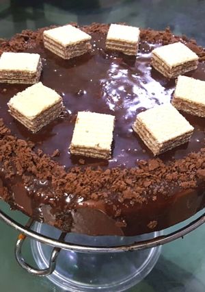A picture of MOIST CHOCOLATE CAKE 😋.