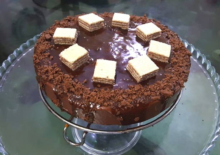 How to Prepare Quick MOIST CHOCOLATE CAKE 😋
