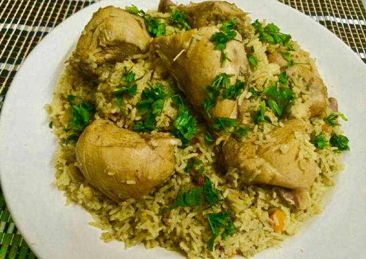 كبسة الدجاج السعودية بالخضار