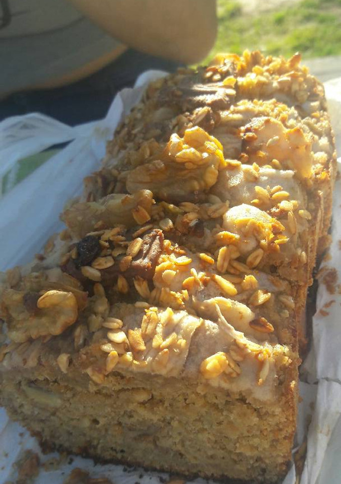 Una foto de Budín light de manzana; nuez y pasas