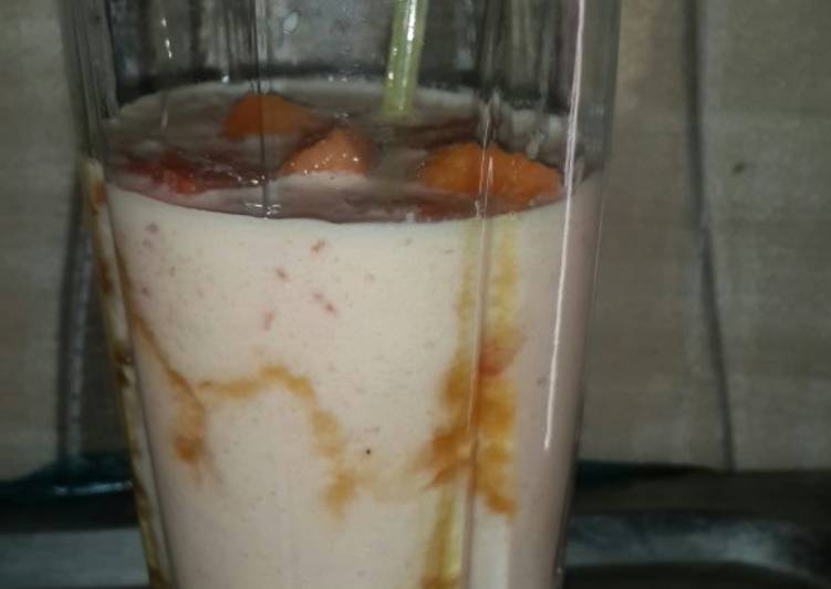 Recipe of Homemade Papaya smoothie