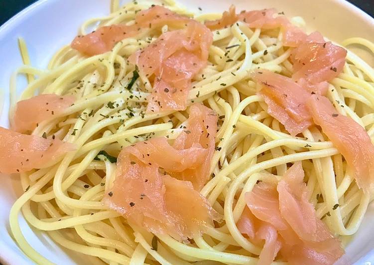 Espaguetis con salmón ahumado Receta de Gabseosa- Cookpad