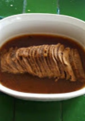 Una foto de Filete en salsa de cebolla