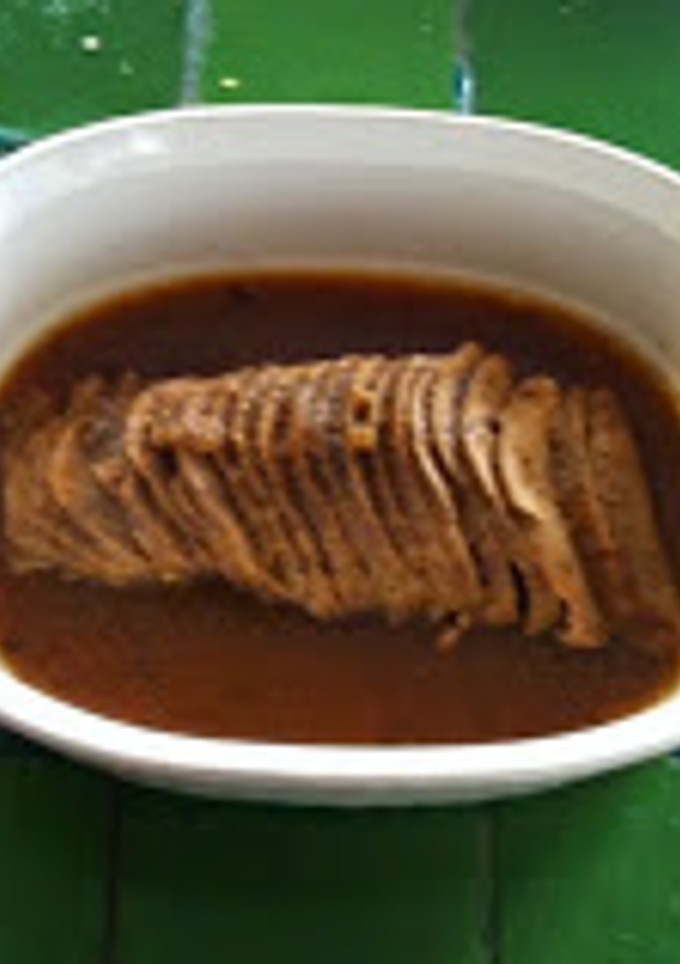 Una foto de Filete en salsa de cebolla