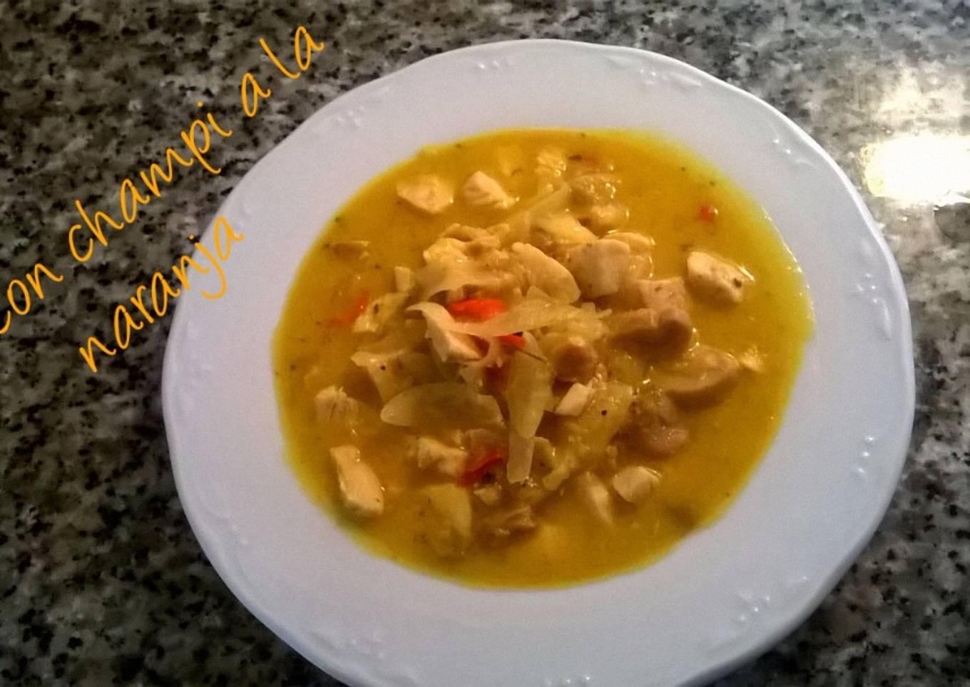 Pollo con champiñón a la naranja