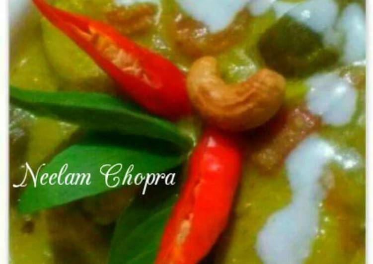 Steps to Prepare Favorite Thai Green Curry