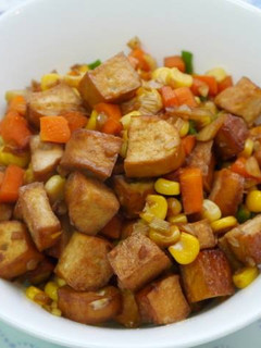 玉米炒豆干 的食譜成品照片