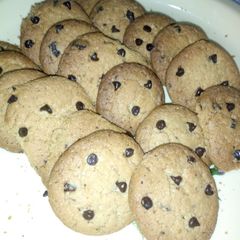 A picture of Choco chip cookies.