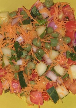 A picture of Farrow giant peas salad.