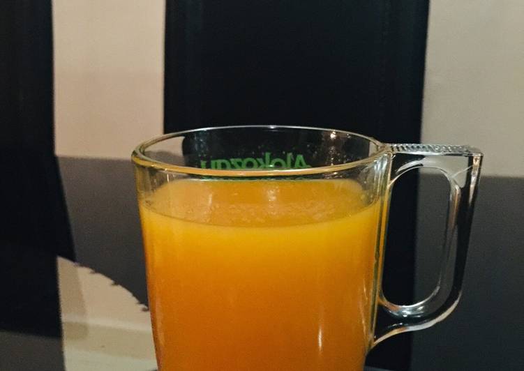 Mango and carrot juice
