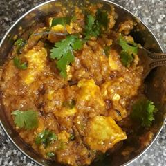 A picture of Shai paneer.
