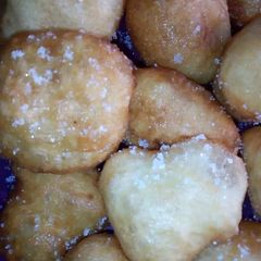 A picture of Fanke with sugar.